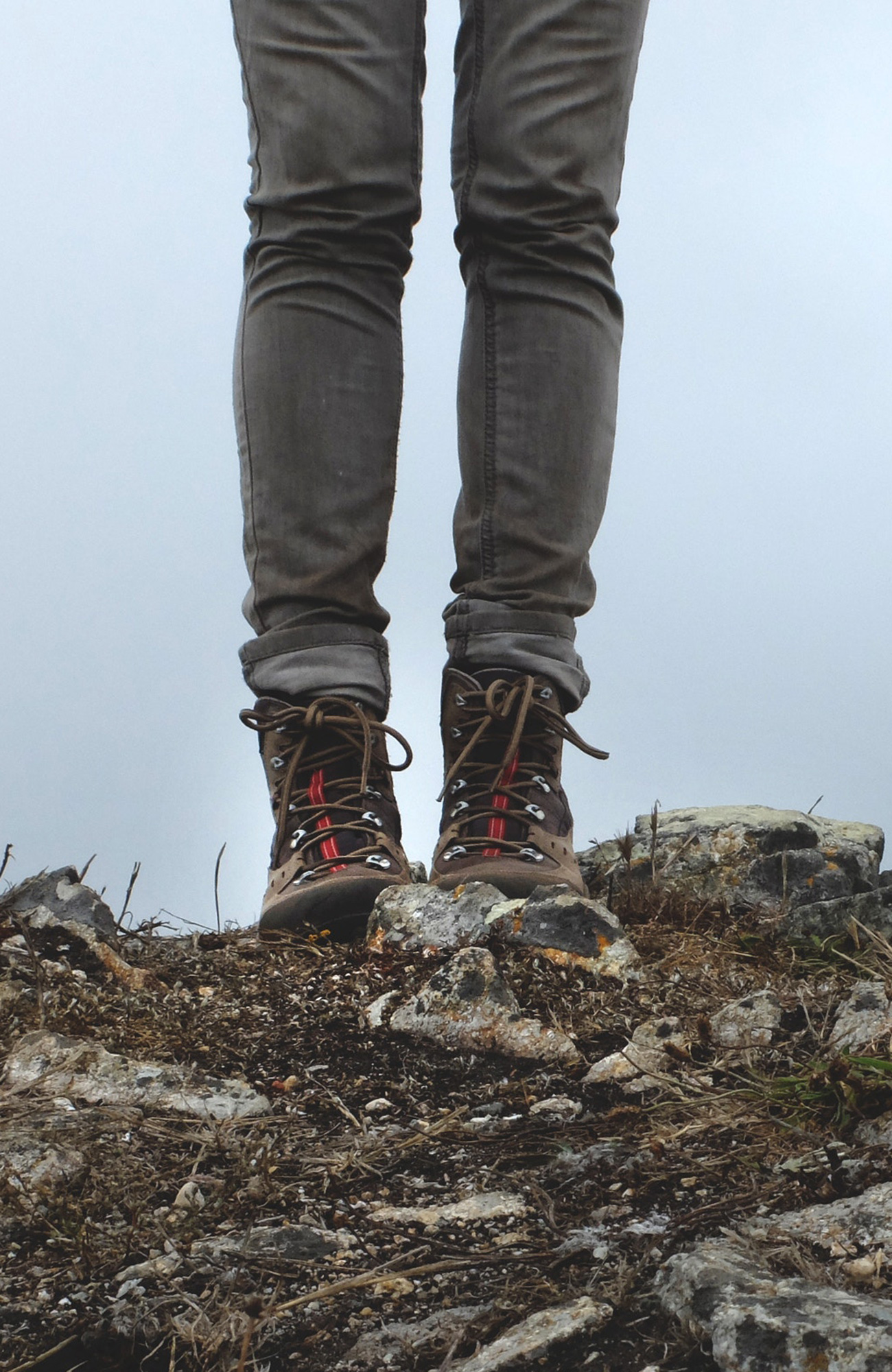 trekking-hiking-boots-sidebar