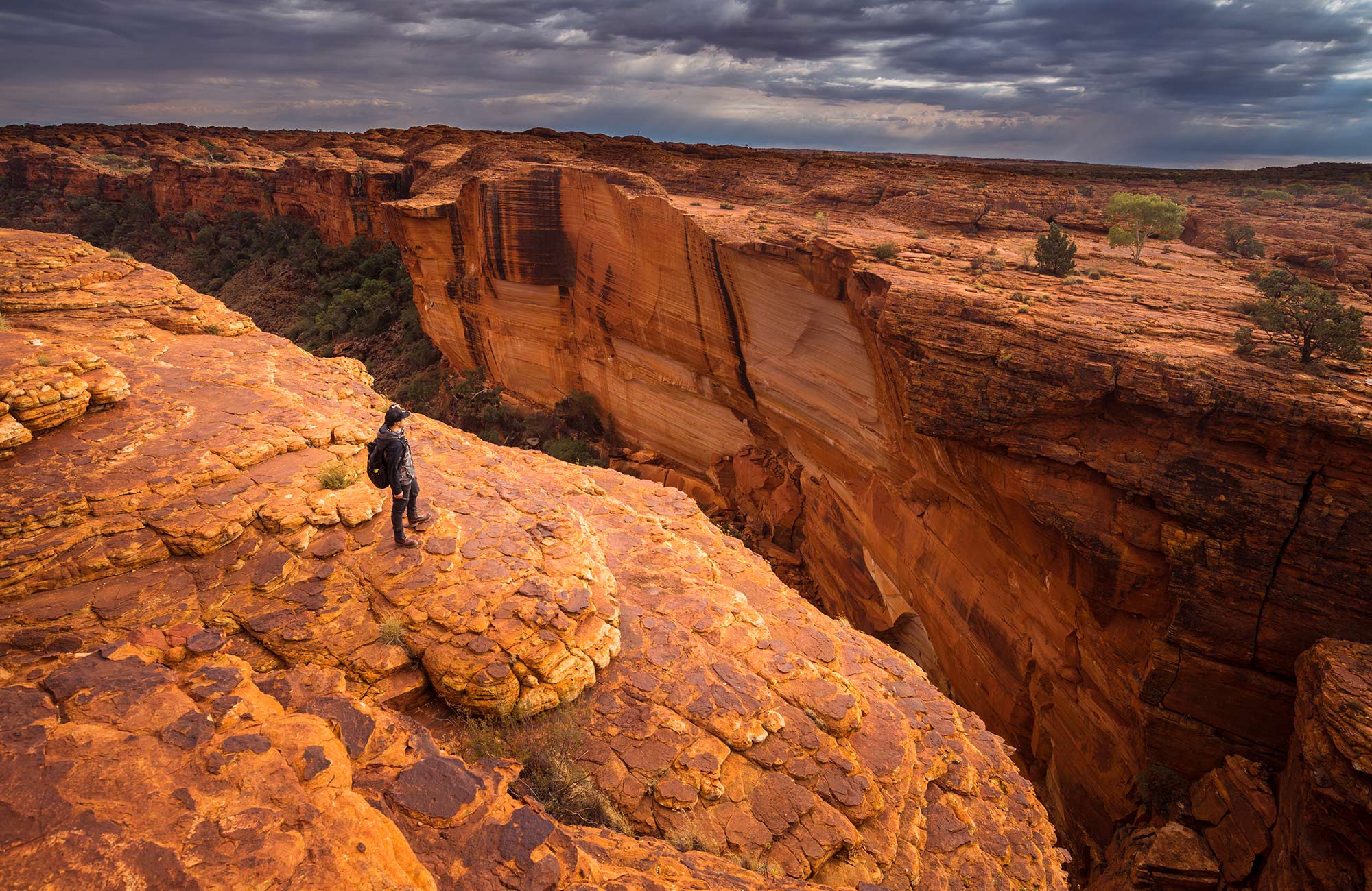 australia-kings-canyon-roadtrip-the-explorers-way2-cover