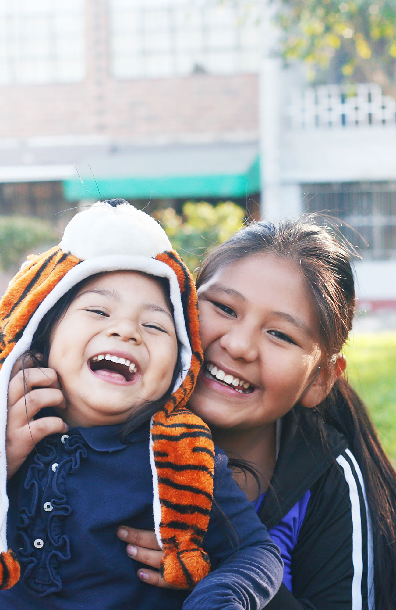 twee kindjes van vrijwilligersproject