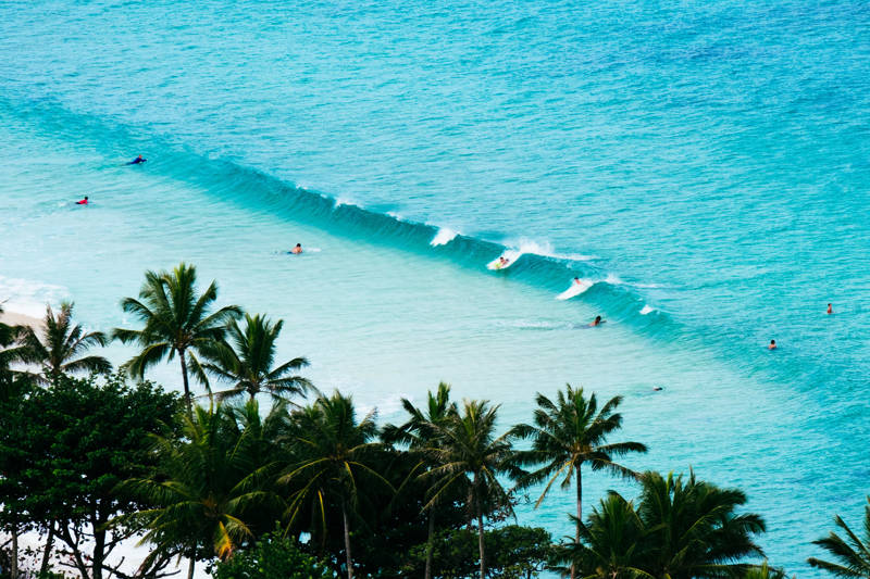 Surfing er en morsom måte å holde seg i aktivitet på