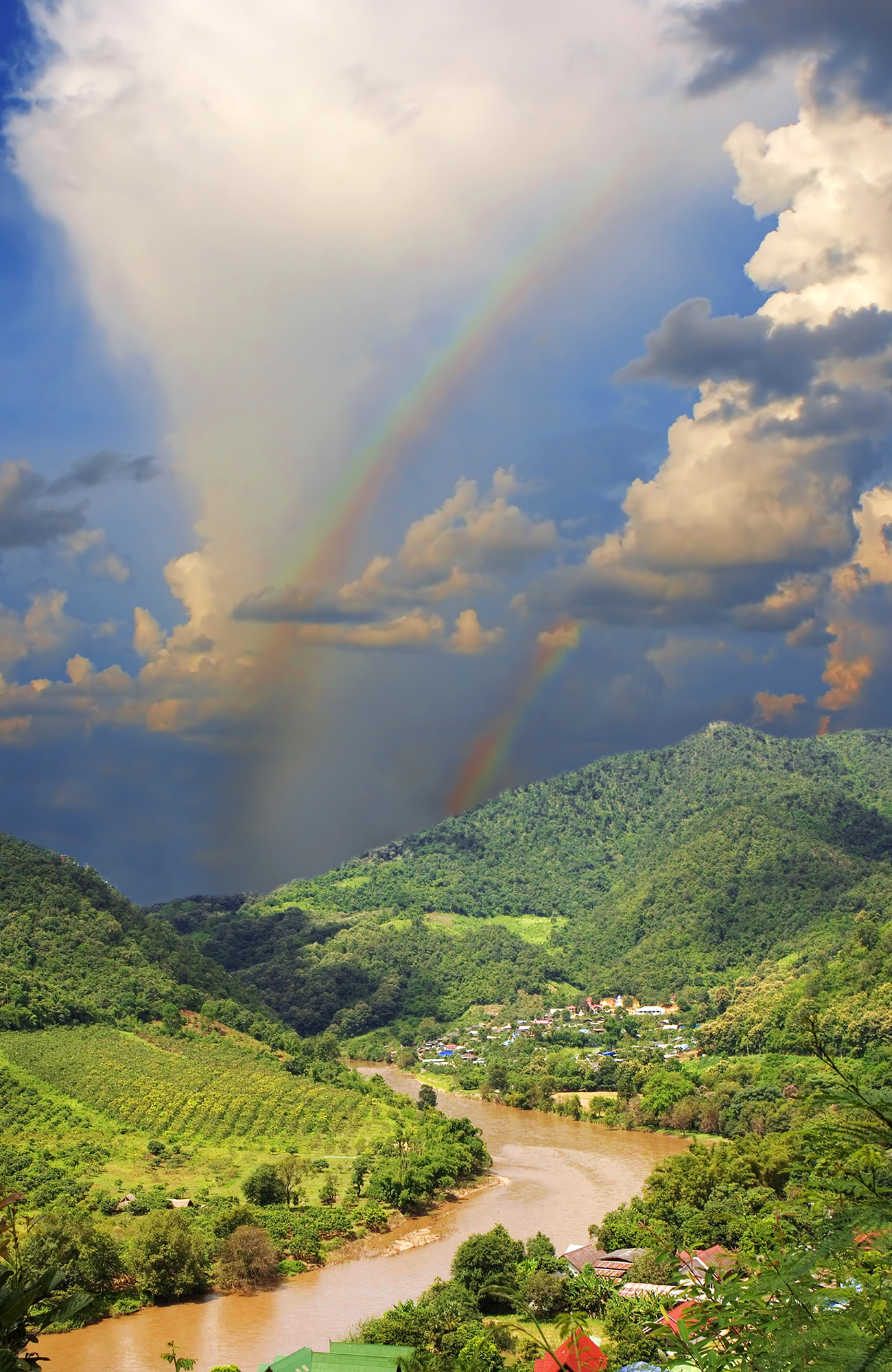 sailing-cambodia-river-mekong-sidebar