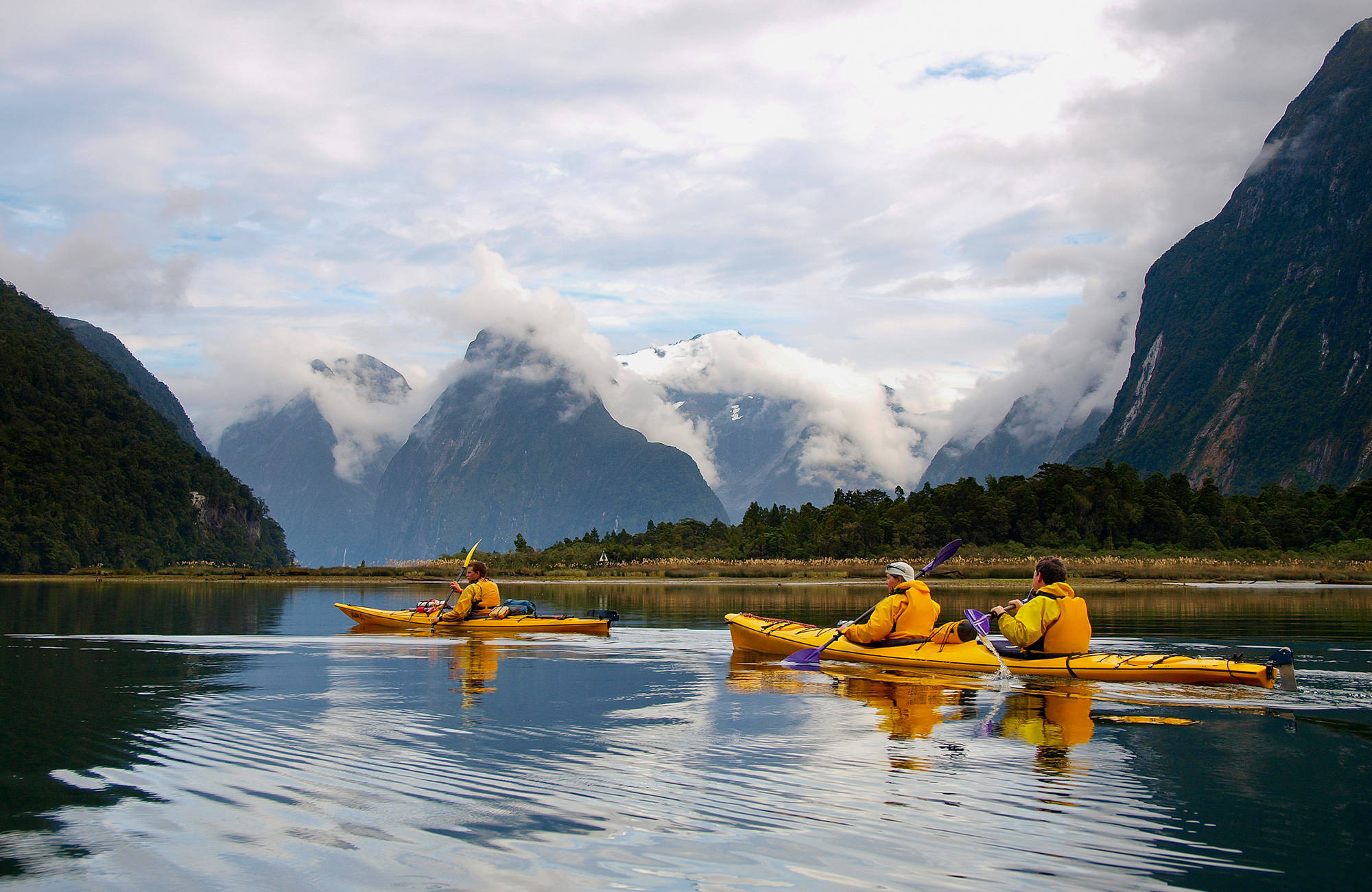 Kayaking in New Zealand | KILROY