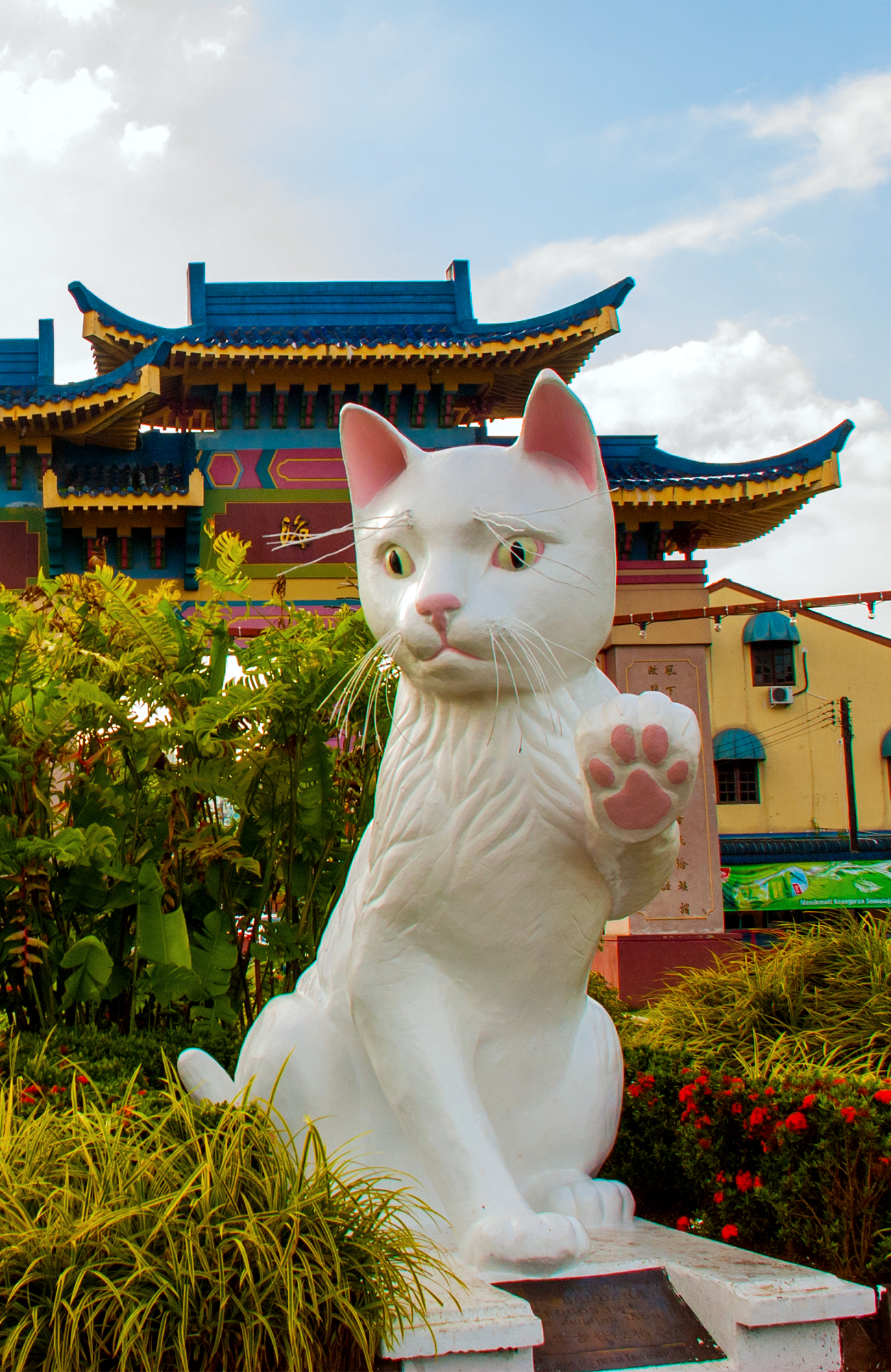 Cat monument Kuching