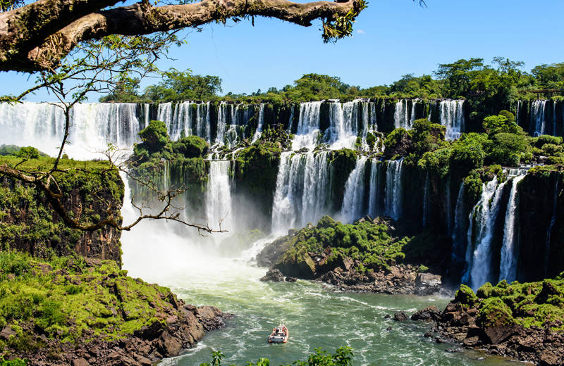 Iguazu watervallen op de grens met Argentinië en Brazilië