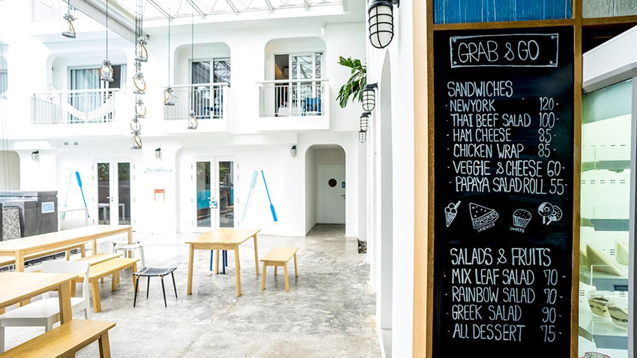 lub-d-phuket-patong-hostel-cafe