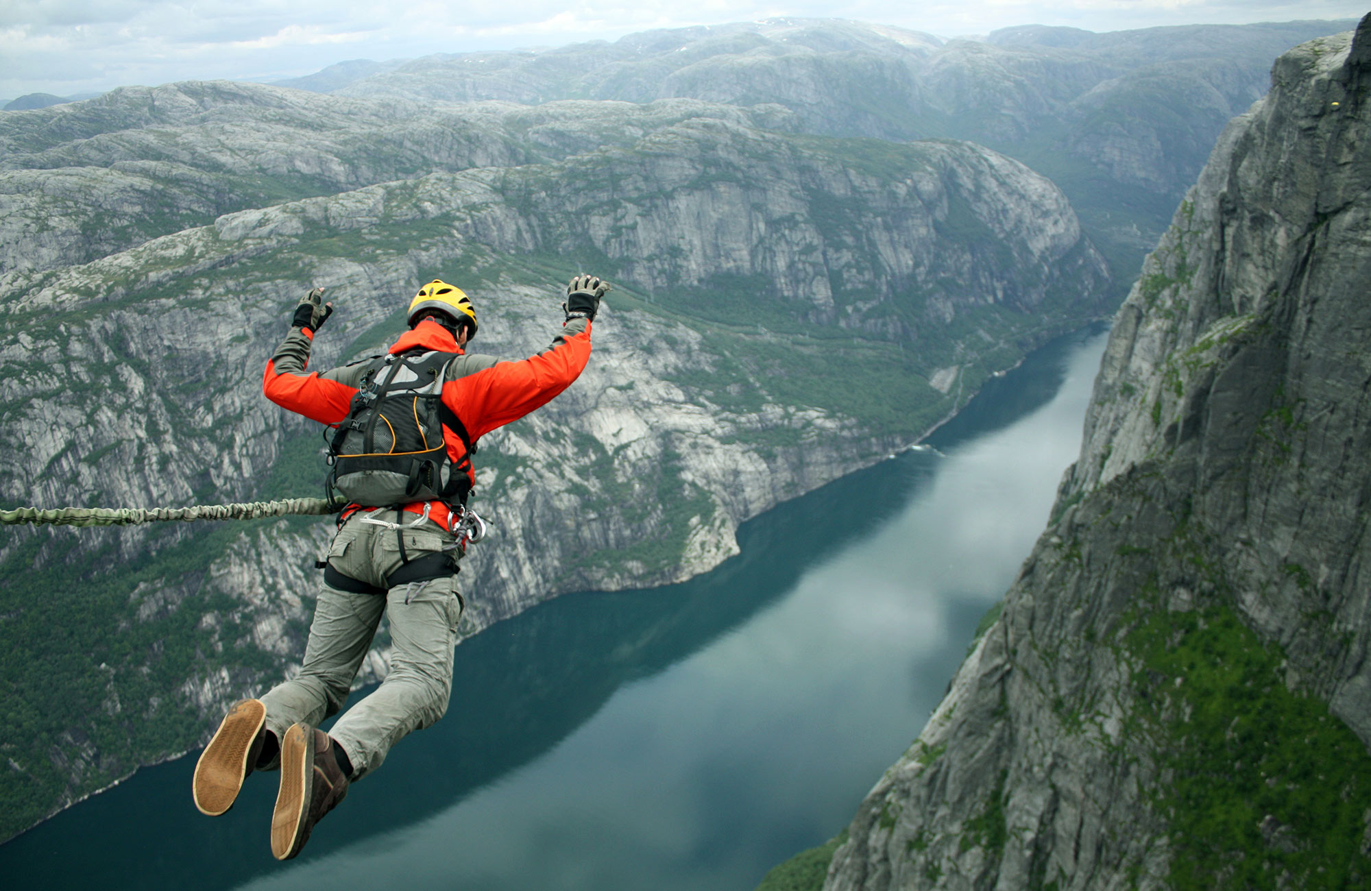 activity-bungee-jump