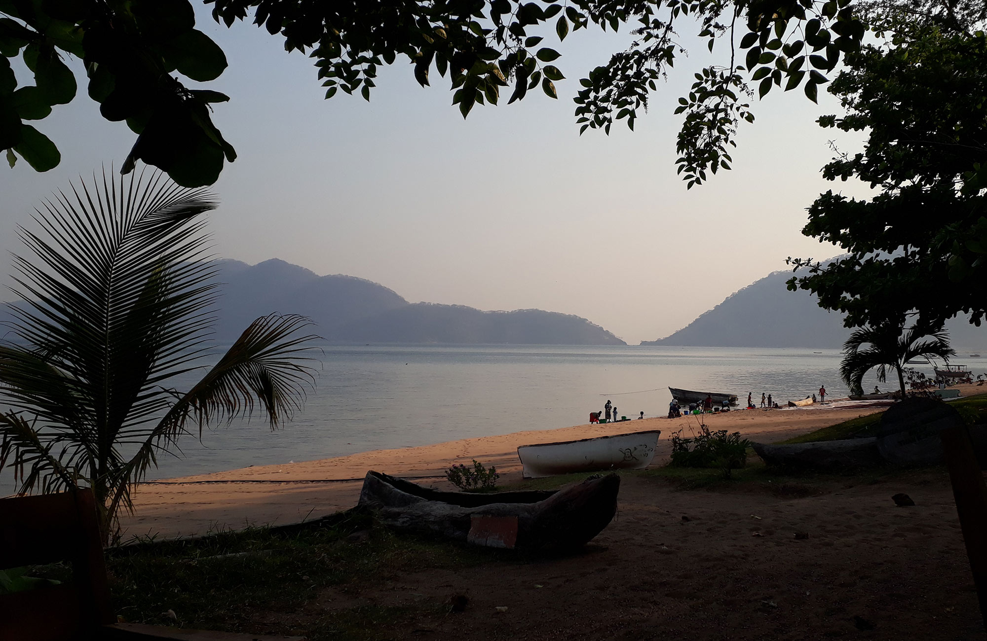 volunteering-Malawi-view-lake