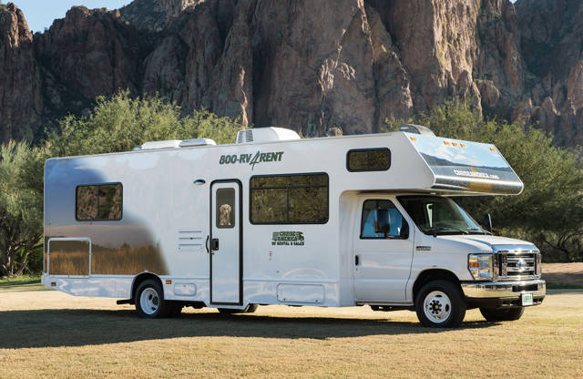 Large C-30 camper op kampeerplaats | Camperhuur Amerika | KILROY