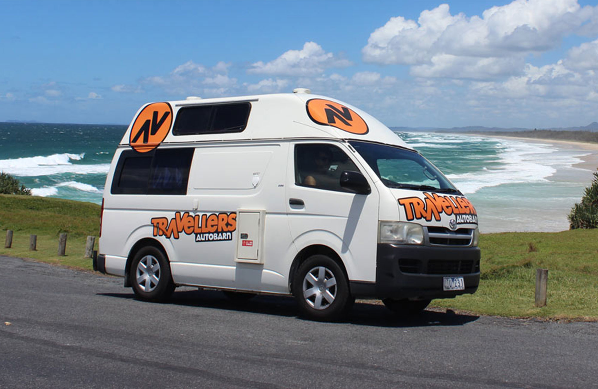 Hi-Top Camper langs de kust in Australië | Camperhuur Australië | KILROY