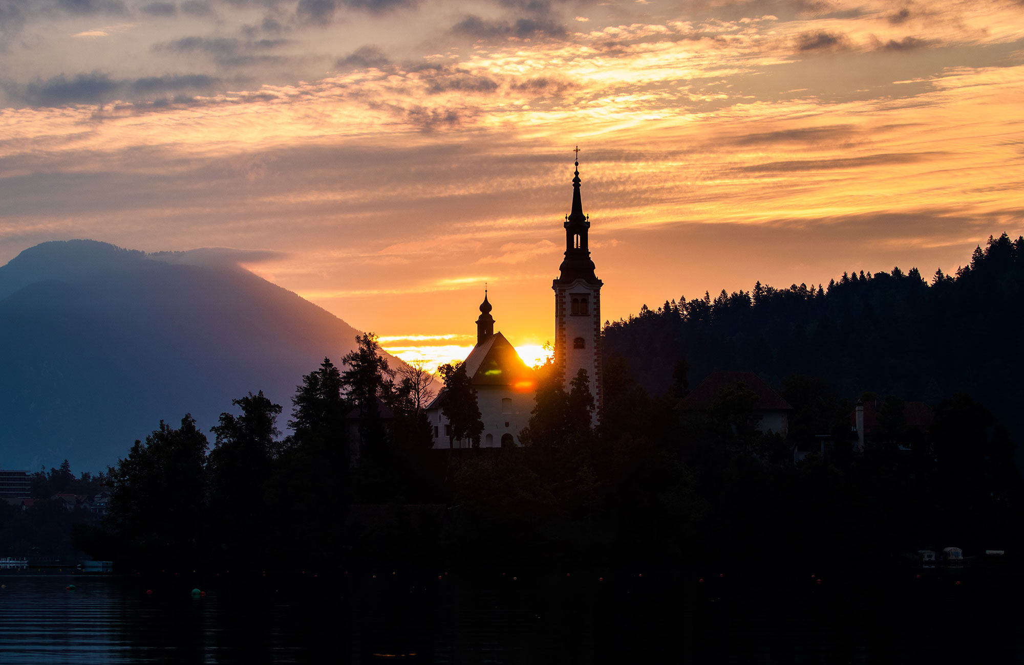 Zonsondergang bij Lake Bled, Slovenië