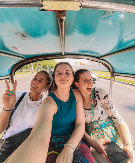 tuk tuk in bangkok | groepsreis in Thailand