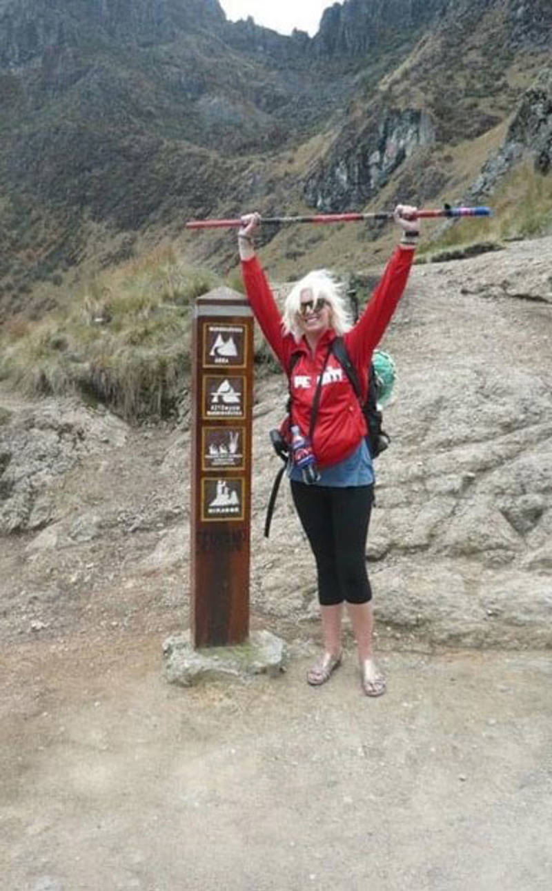 Reisspecialist Ida van KILROY Zweden in Peru met haar gouden sandalen