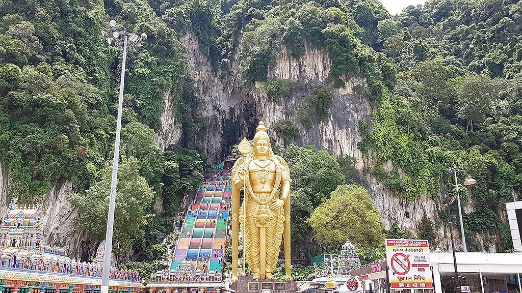 kuala_lumpur_-_batu_caves_1280x720_for_navi_web